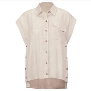 Cabi Boxy Shirt Size Small